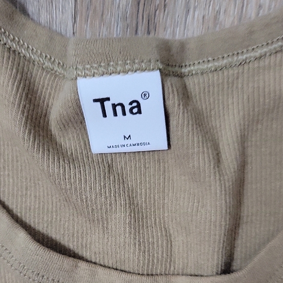 TNA Tan Ribbed Tank Top - Picture 2 of 2